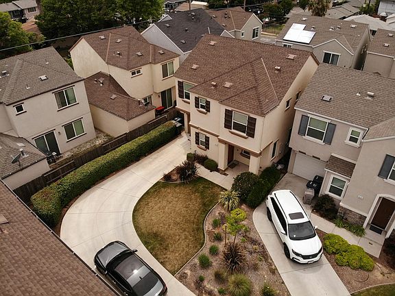 Long Driveway tucked in culdesac