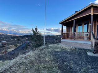 11855 Chipmunk Pl, Hornbrook, CA