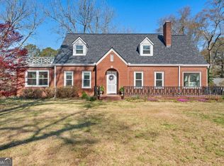 407 E College St, Bowdon, GA