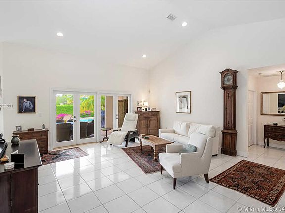 5th image of 16621 SW 84th Ct