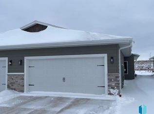 3514 S Heather Rdg, Sioux Falls, SD 57108