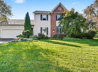 215 Ashley Ct, Columbus, OH 43230