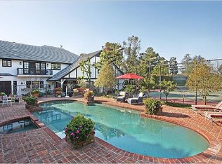 17331 Cumpston St, Encino, CA 91316