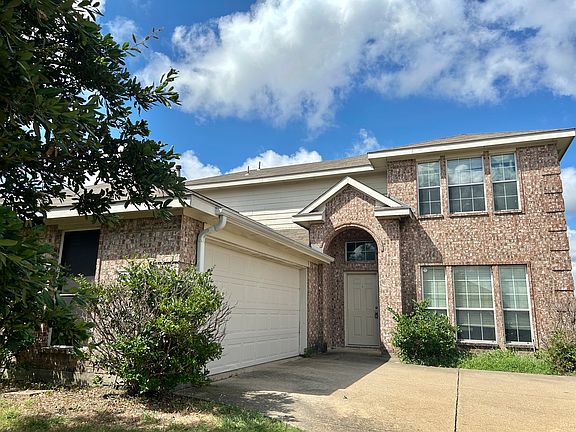 2nd image of 2205 Woodberry Dr