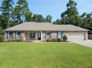 28334 Loiret Ct, Ponchatoula, LA 70454