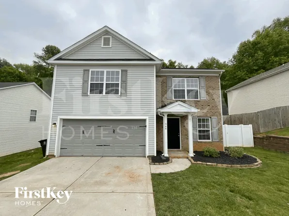 546 River View Dr, Lowell, NC 28098