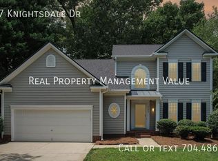 11627 Knightsdale Dr, Charlotte, NC 28277