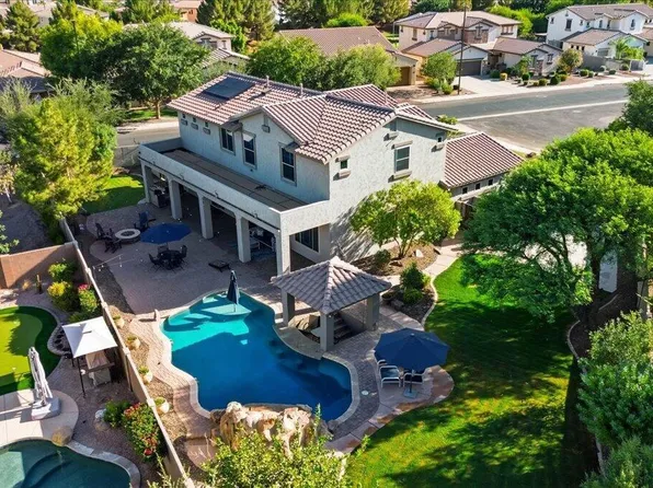 1122 E LODGEPOLE Drive, Gilbert, AZ 85298