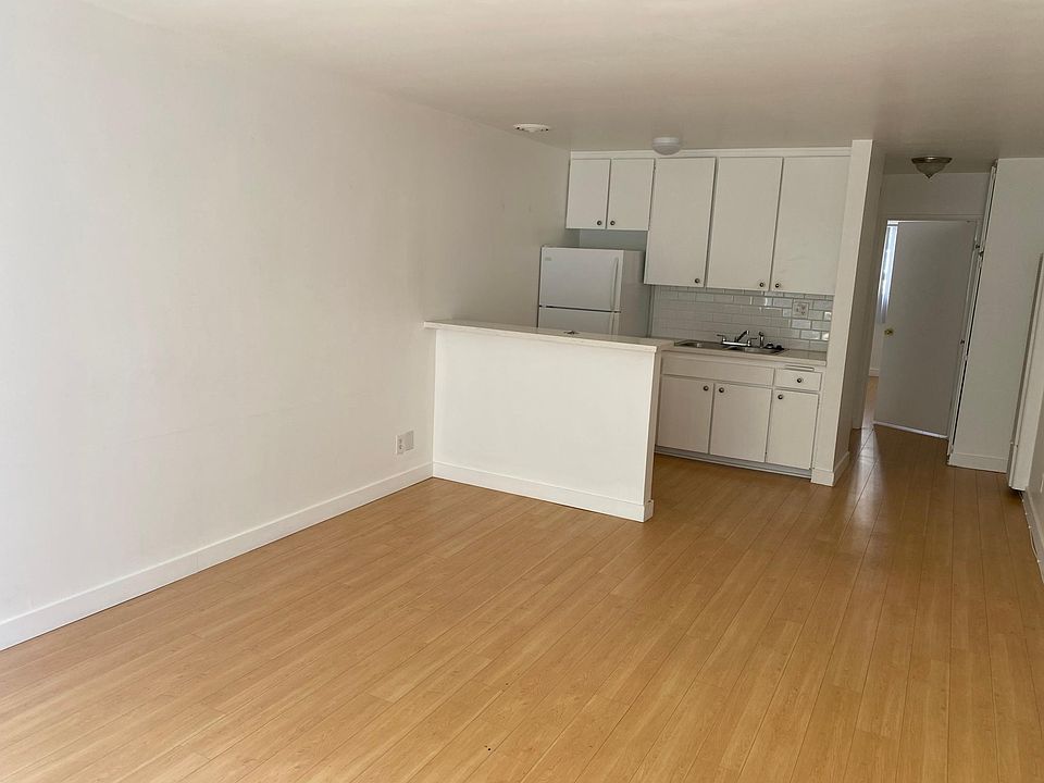 1st image of 236 Bicknell Ave #11
