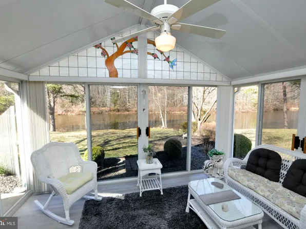 54 Newbury Dr, Southampton, NJ 08088