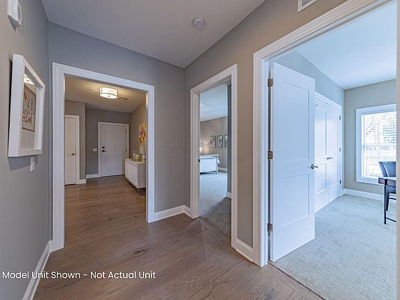 4th image of 5189 Highpointe Lakes Dr #8401
