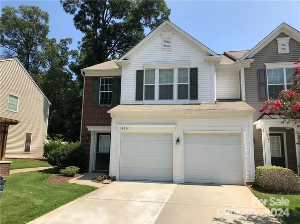 10201 Blakeney Preserve Dr, Charlotte, NC 28277