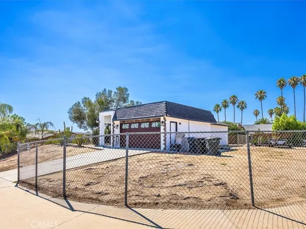 939 Choctaw Ct, Perris, CA 92570