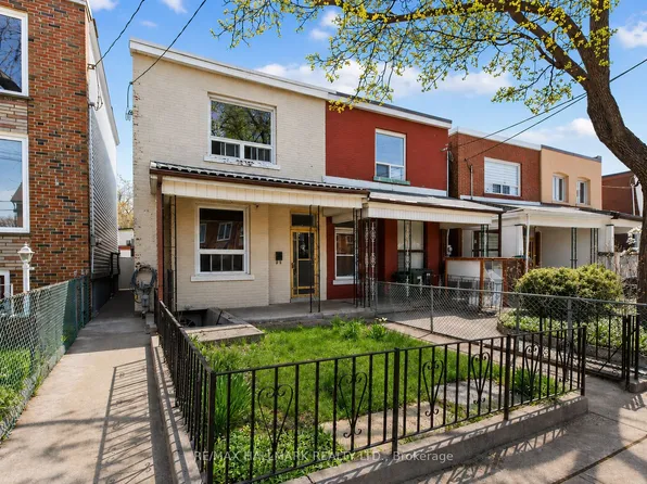 141 Palmerston Ave, Toronto, ON M6J 2J2