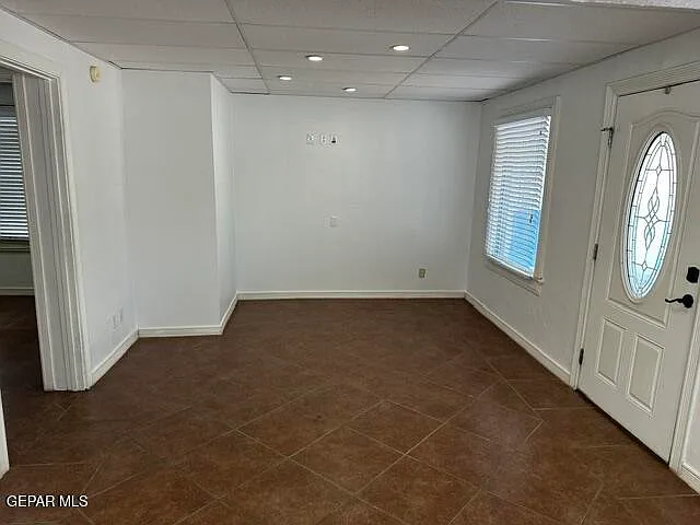 4222 Pershing Dr — Photo 4