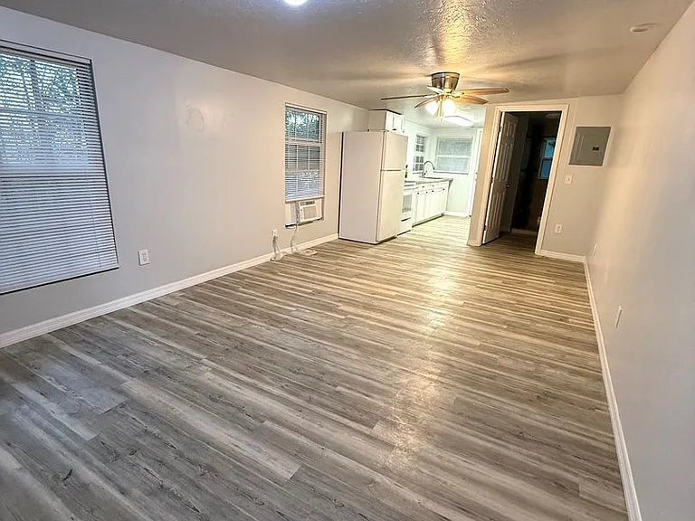 3005 Hawthorne Street — Photo 3