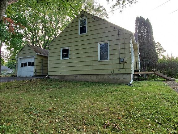 2nd image of 258 Delray Ave