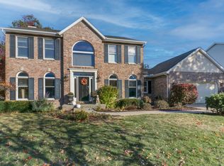 13 Red Stone Ct, Bloomington, IL 61704