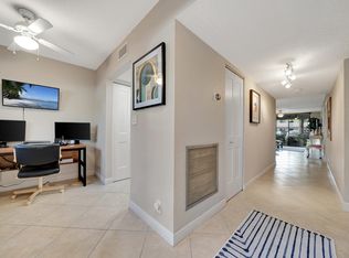 4491 Crystal Lake Dr APT 102B, Pompano Beach, FL 33064