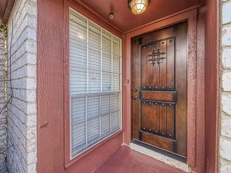 11406 High Star Dr — Photo 4