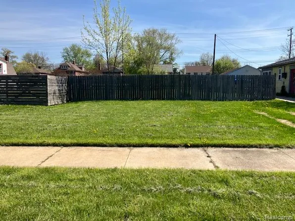 664 Ashland St, Detroit, MI 48215