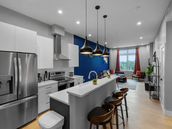 60 Cross St E APT 311, Somerville, MA 02145