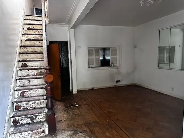 445 Fairmount Avenue image 2 of 12