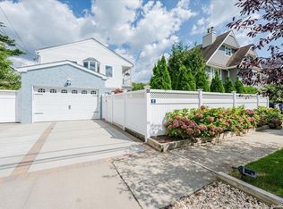 90 Albany Blvd, Atlantic Beach, NY 11509