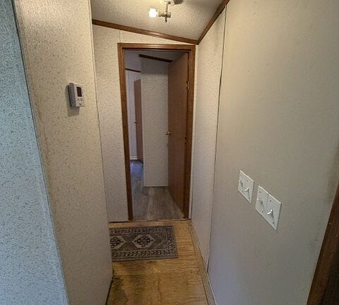 4th image of 214 Forest Ave