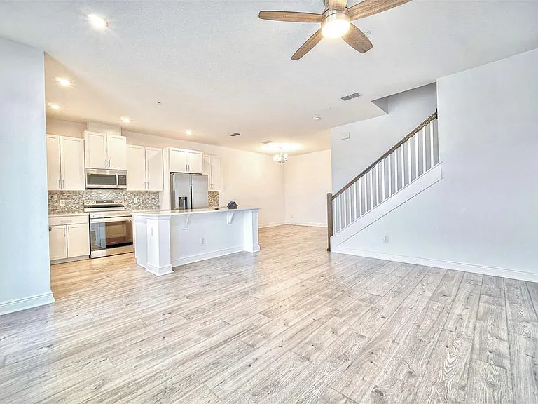 7035 Nemours Pkwy — Photo 5
