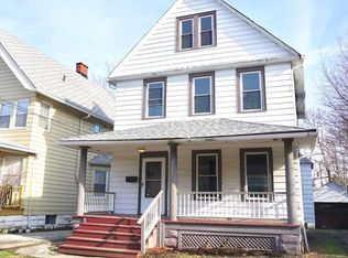 1345 Beach Ave, Lakewood, OH