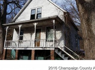 905 East St, Depue, IL 61322