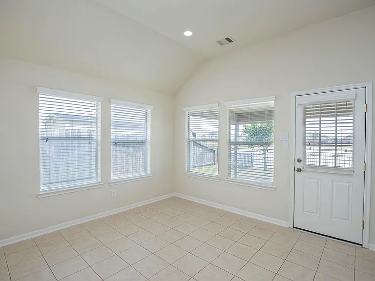 835 Aqua Vista Ln — Photo 19