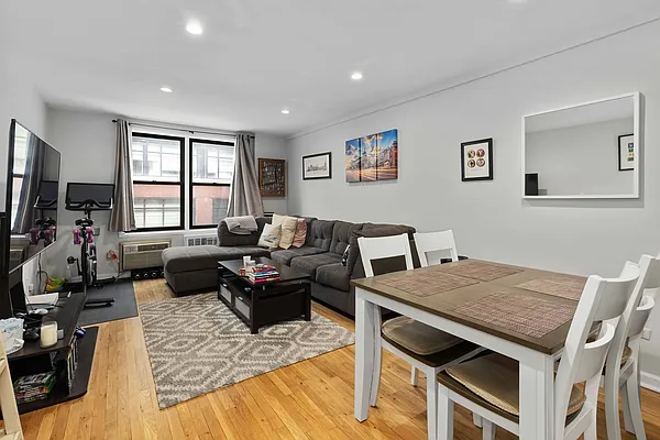 Sold by Level Group | media 1