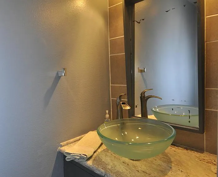 4022 Layang Layang Cir #B-1 — Photo 1