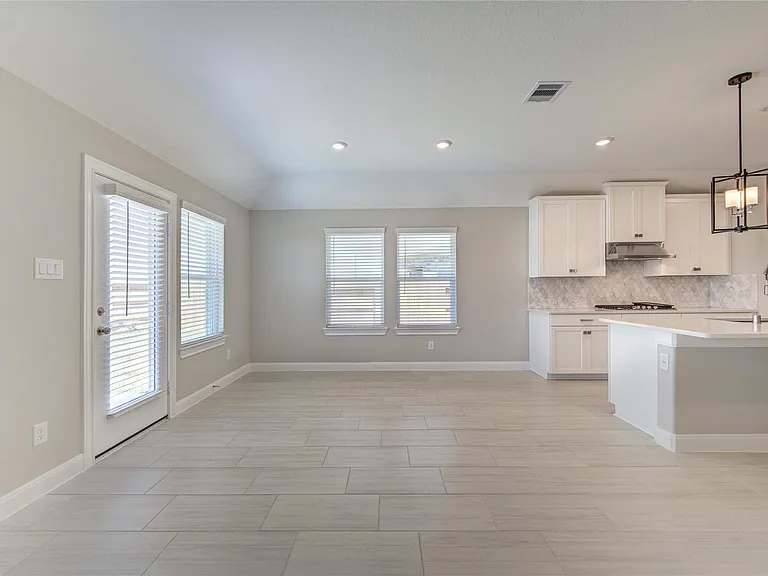 11123 Santiago River Ln — Photo 31