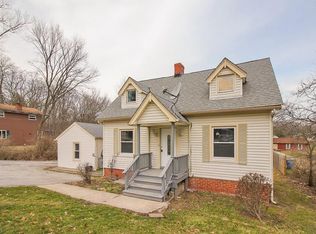 8114 W Pleasant Valley Rd, Parma, OH 44130