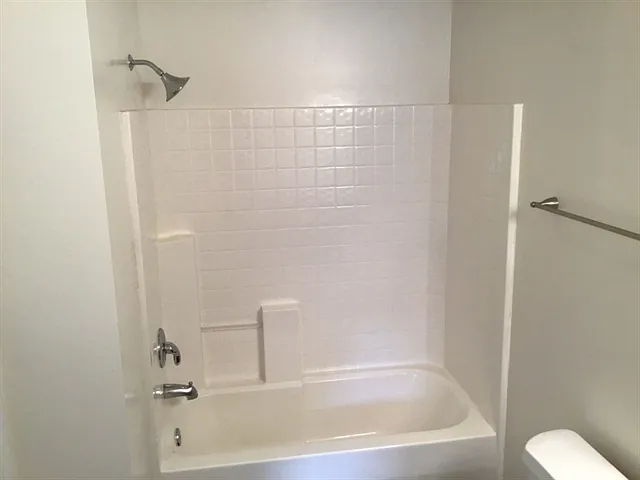135 Tyron Rd — Photo 12
