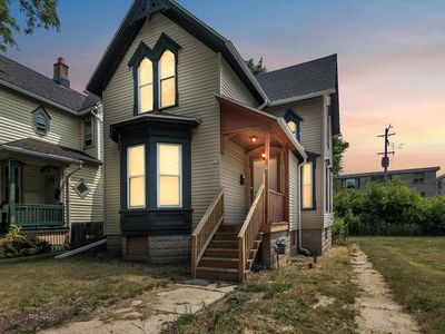 830 North 23rd STREET, Milwaukee, WI, 53233