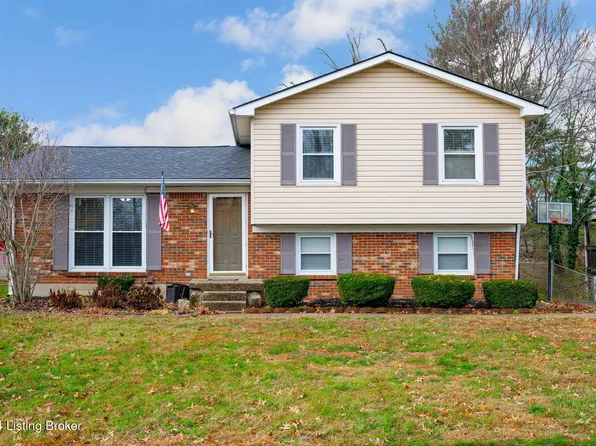 3706 Longview Rd, Jeffersontown, KY 40299