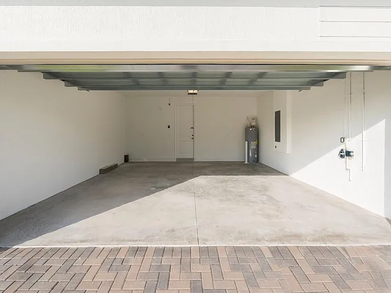 22974 Hillshire Rd — Photo 12