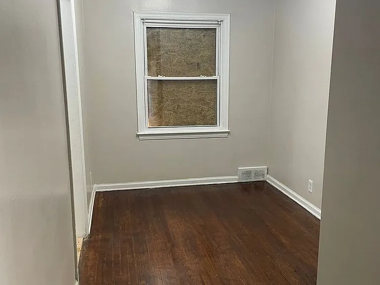Detroit Luxury Living Apartments — Photo 14