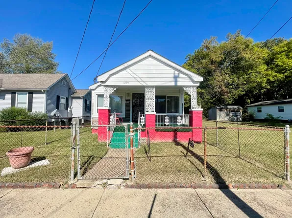 1239 Harrison St, Paducah, KY 42001