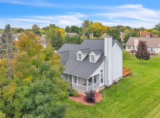 4168 Maplewood Meadows Ave, Grand Blanc, MI 48439