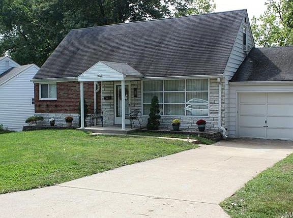 2nd image of 1045 Etherton Dr