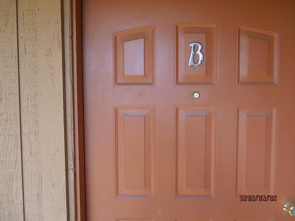 3rd image of 913 NE Tortoise Dr APT B
