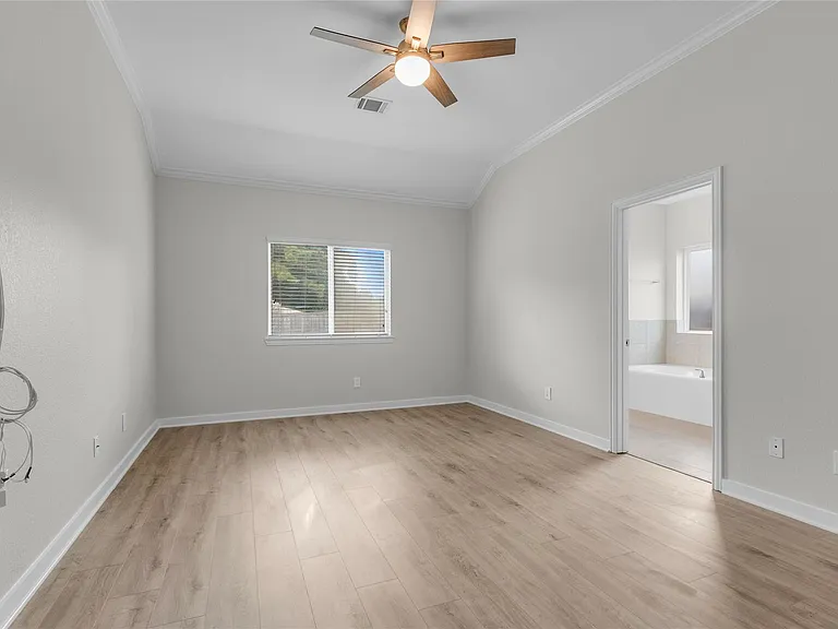1510 Bella Garden Ct — Photo 12