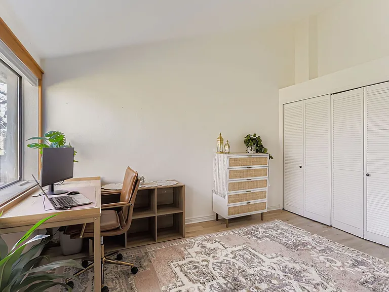 827 Maxwell Ave #H — Photo 17