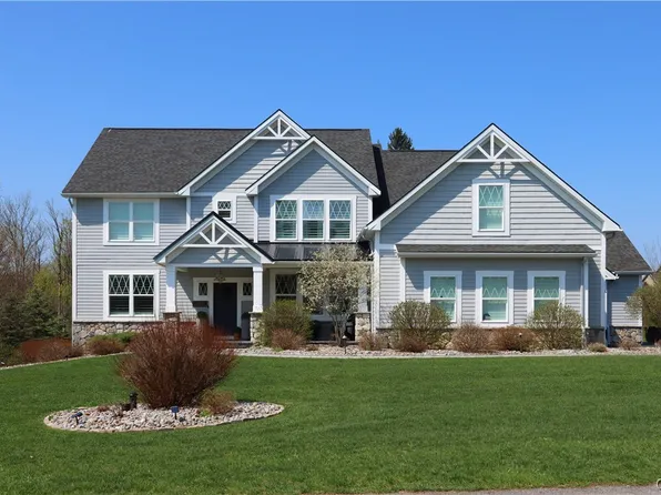 9118 Whistling Swan Ln, Manlius, NY 13104