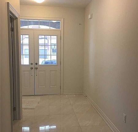 5th image of 7 Yarrow Ln